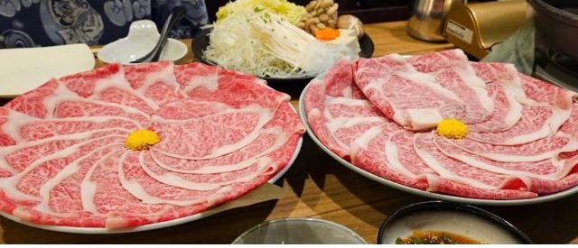 肉々亭 シラチャ Shishitei Sriracha