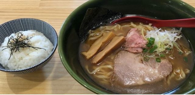 焼きあご塩らー麺 たかはし