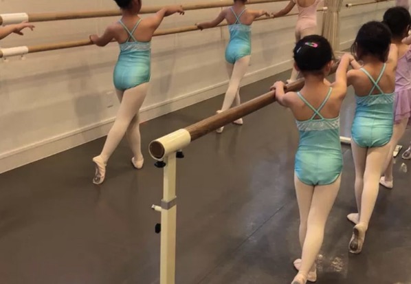 バレエスタジオ エルドール